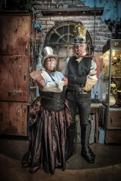History Deluxe Steampunk Labor.jpg